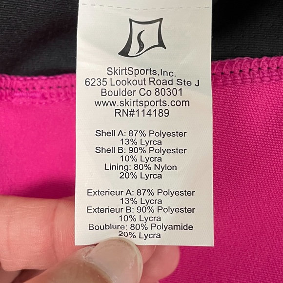 Skirt Sports Racerback Shelf Bra Hidden Pocket - Picture 8 of 8